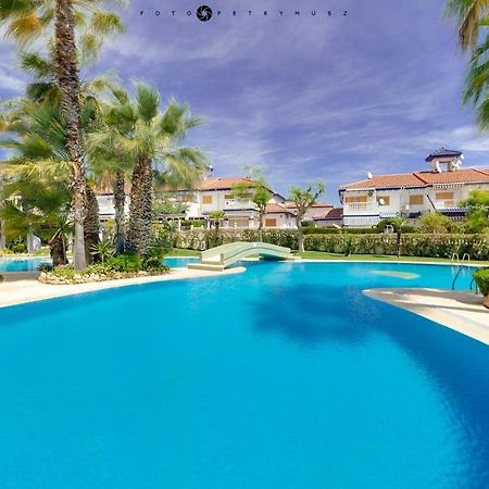 Apartamento Pod Papugami Torrevieja Ngoại thất bức ảnh