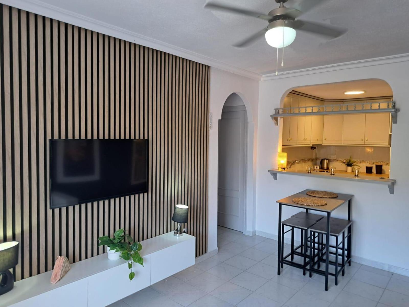 Apartamento Pod Papugami Torrevieja Ngoại thất bức ảnh